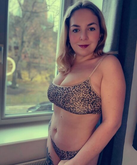 ThisIsEmmi sexy actress archive