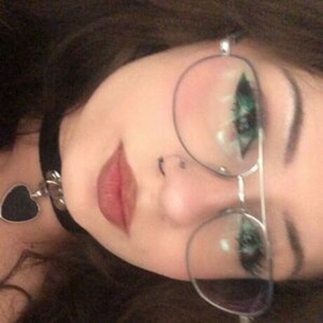 chvjownica21371 model naked image