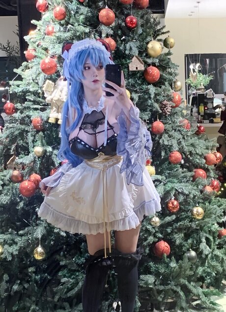 Wynh Baby art star gallery