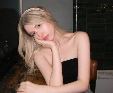 Kitty Mae hot model pic