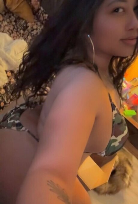 Megan Shaye model adult image