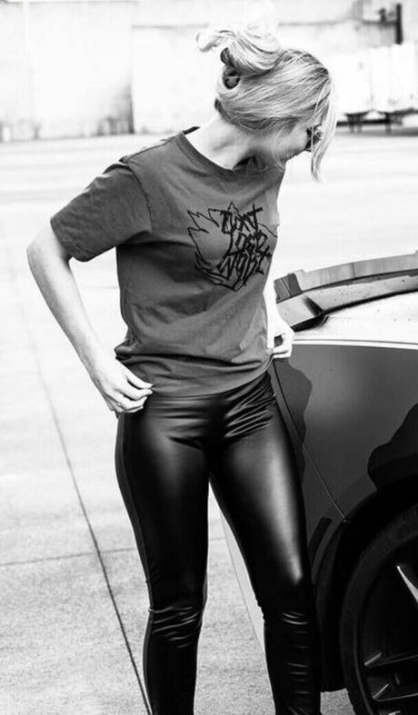 JustaJess free pornstar images