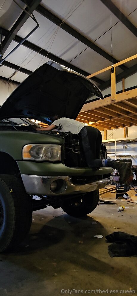 TheDieselQueen sexy actress photos