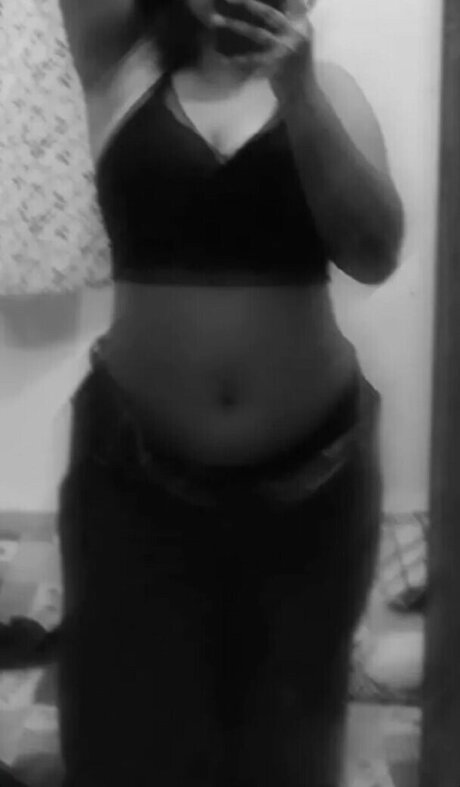 Jiyalicioux model nice pics