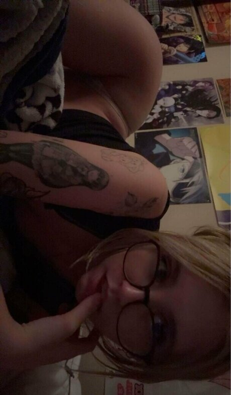 faeriies adult model pics