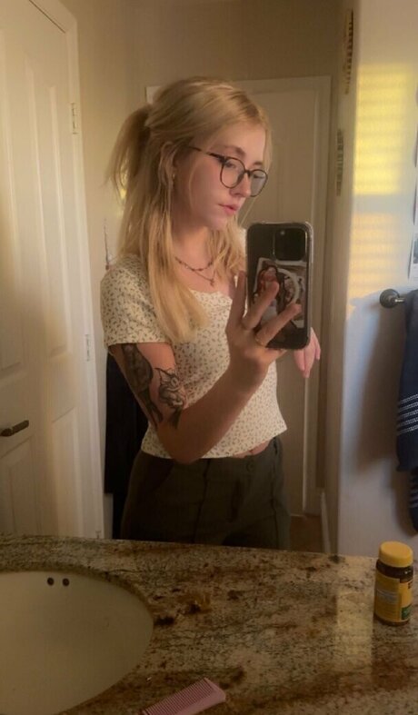 faeriies star nudes pictures