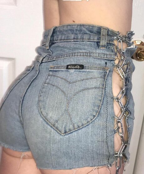 Amy Taylor high quality star image