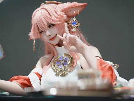 riri thisway model top img