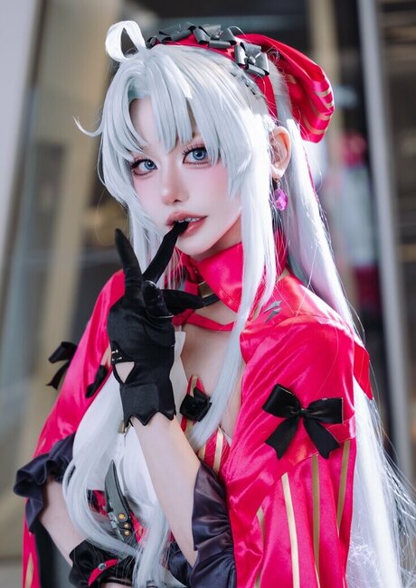 riri thisway star sexy pics