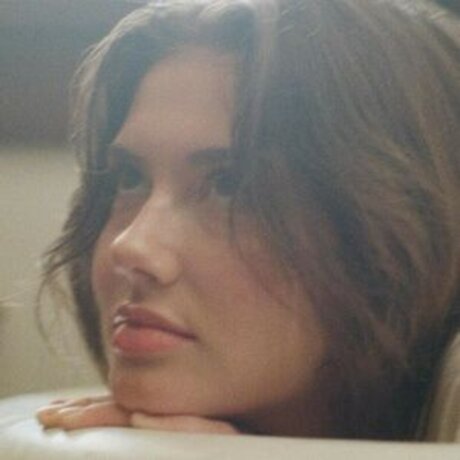 Kate Peytavin star exclusive galleries