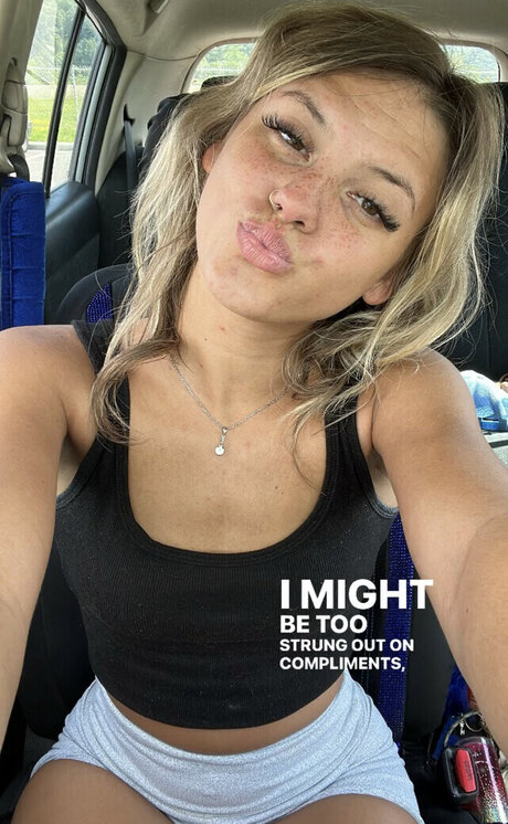 Kalia Hundley nude model photos