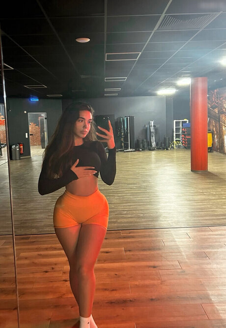 Lya Aylin hd actress archive