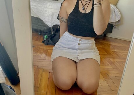 dumbbbvnny star hot photo