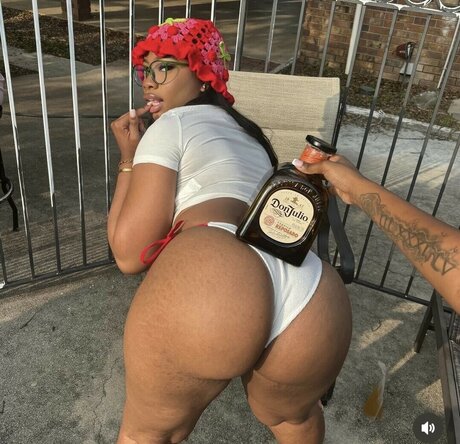 moreyaz pretty pornstar galleries