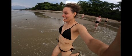 Sabrina Outdoor beautiful model pic