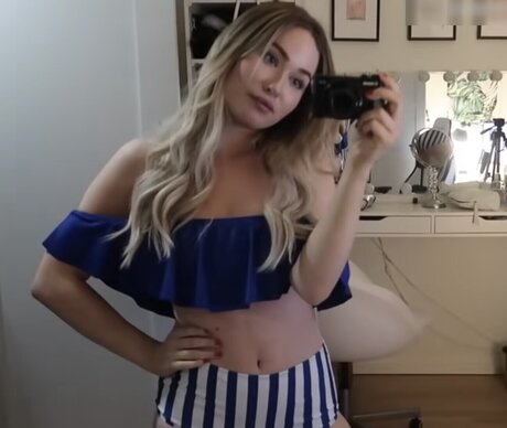 Sonny Loops pornstar top galleries