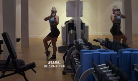 Lara Charlottee pornographic model photos