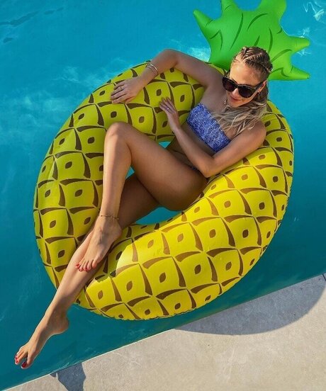 Cheyenne Pahde pornstar xxx photos