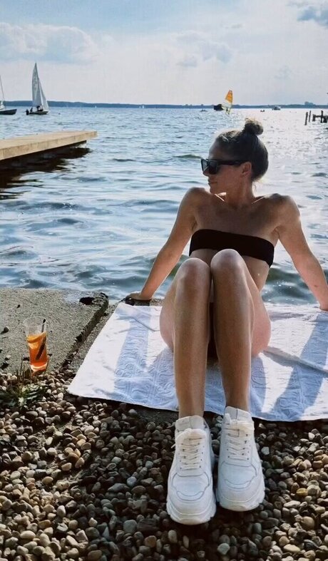 Cheyenne Pahde star pretty galleries