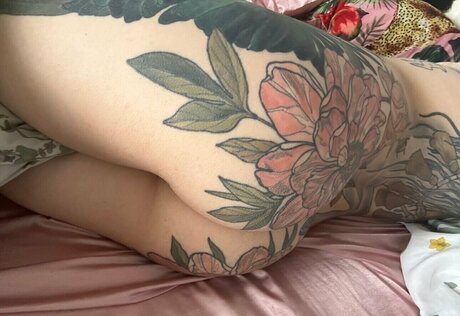 lunarxxprincess pretty actress picture