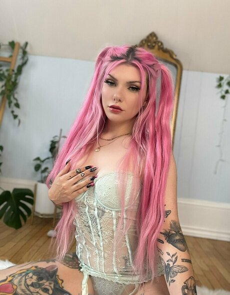 lunarxxprincess exclusive model images