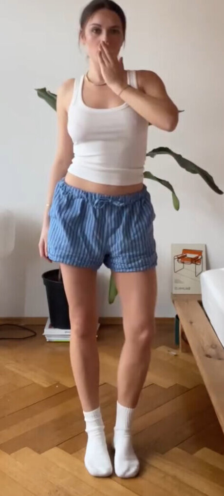 Carla Sophie Schell hot model photo