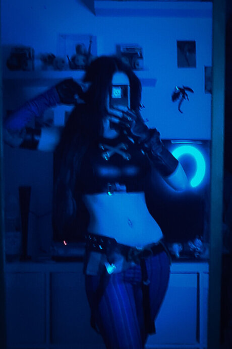 Finnya nude star archive