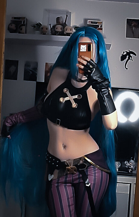 Finnya model hd pictures