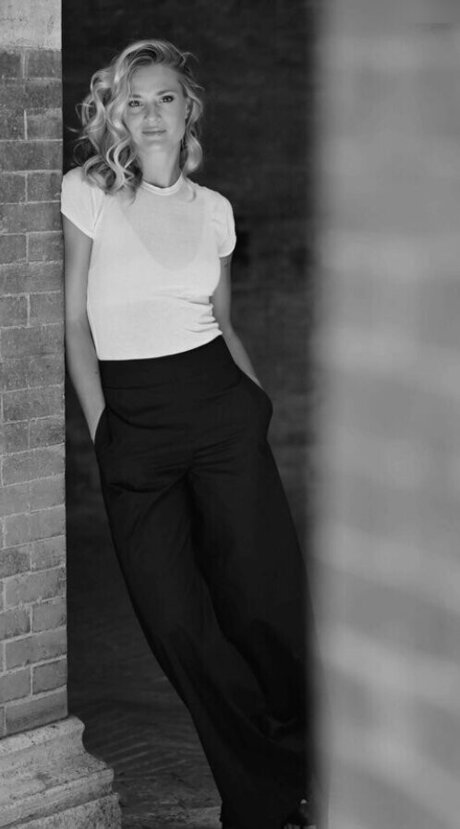 Pia Stutzenstein nice actress pictures