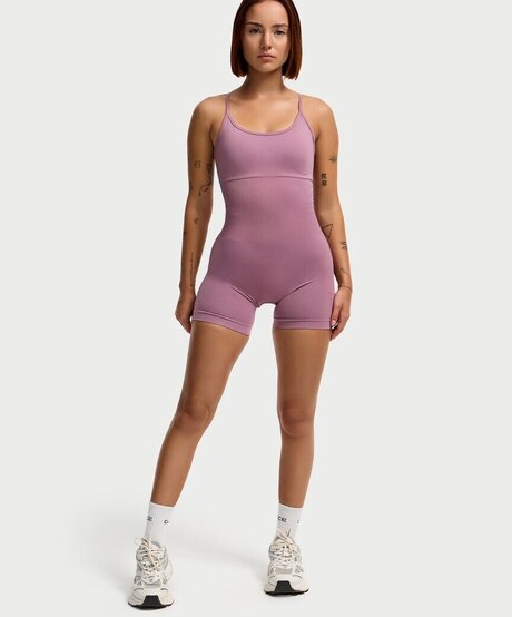 Hannaahcarolina art actress photos