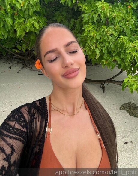 Leni pntr porn star images