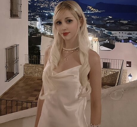 Marina Seren star exclusive pictures