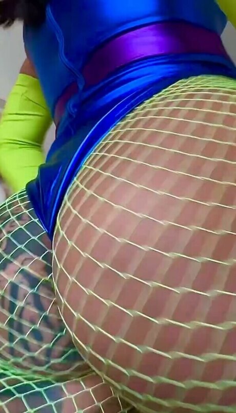 Breezy Foxx hd model images