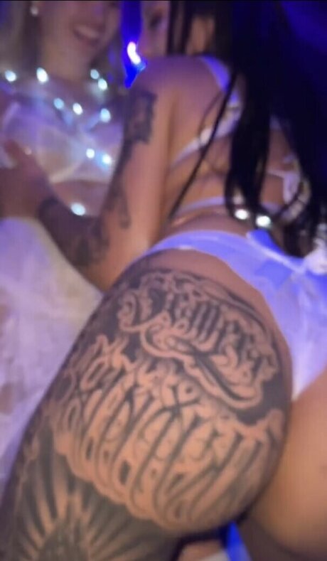 Breezy Foxx hd star pictures