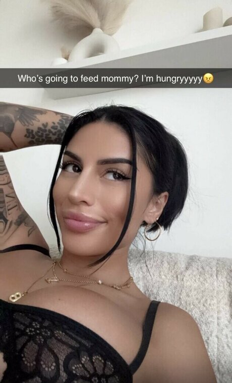 Breezy Foxx exclusive pornstar photo