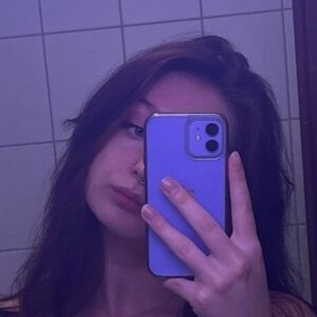 Kira Julie free model gallery