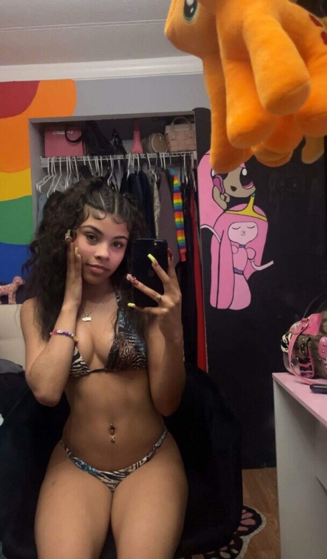 tubbbbss adult model img