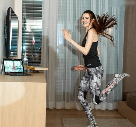 Klaudia Giez naked star picture