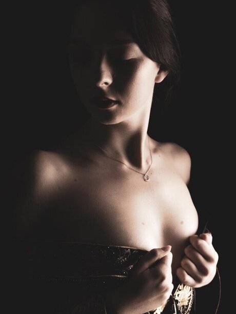 Hnnhofficial naked pornstar pictures