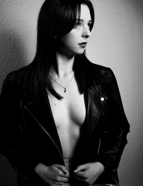 Hnnhofficial sexy star images