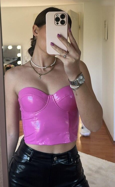 Chanel Silberberg porn model pictures