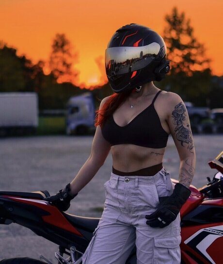 kimi__te pornstar nudes photo