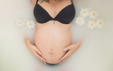 hi iam sara model hd image