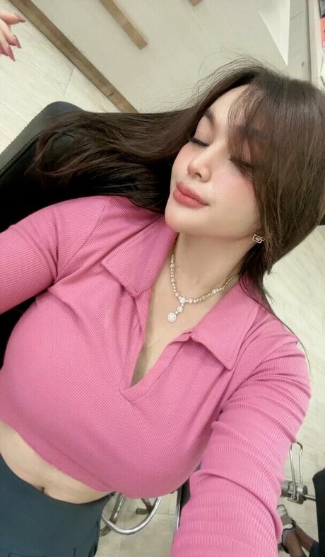 Olivea Hadid Profile pic