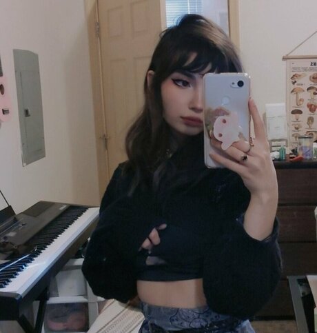 faedoll0 pornstar naked images