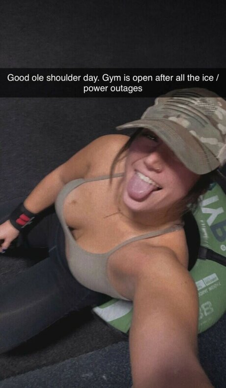 Short Mcnugget top star image