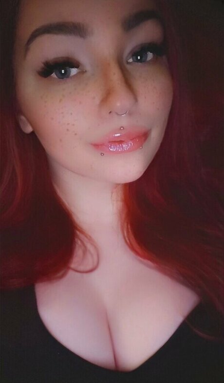 Endra exe adult model photo