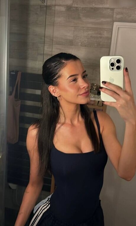 L a Elui free star img