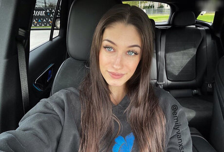 emilyvanxssa porn model archive