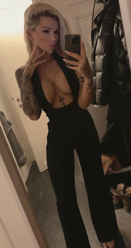 Emma Sandell sandellemma perfect pornstar photo